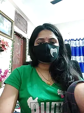 Snapshot of Suvosri chatting on 03-07-25, 01:40 Suvosri online show from 03-07-25, 01:40