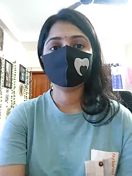 Snapshot of Suvosri chatting on 03-04-25, 07:19 Suvosri online show from 03-04-25, 07:19