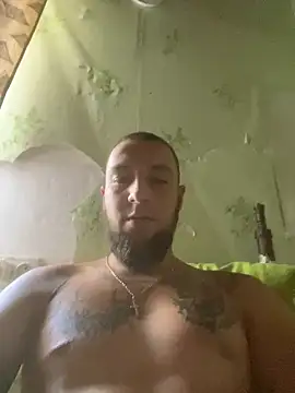 Snapshot of shy-boy-1999 chatting on 07-31-26, 11:09 shy-boy-1999 online show from 07-31-26, 11:09