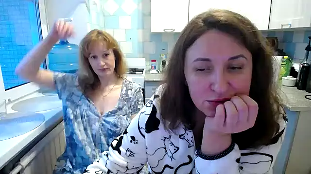 Snapshot of DonnaMagdalena chatting on 01-10-25, 07:04 DonnaMagdalena online show from 01-10-25, 07:04