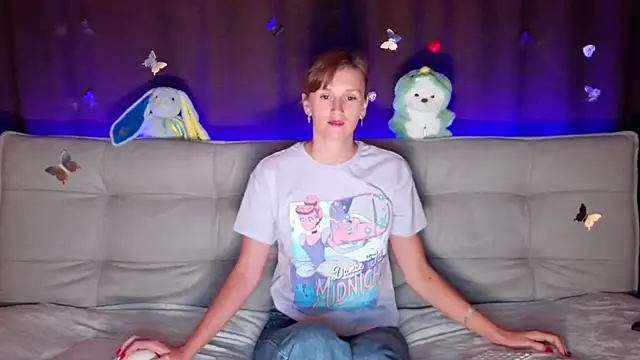 intolerable girl online show from 09-12-25, 08:03