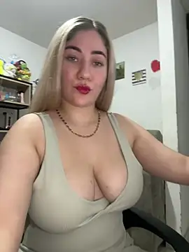 Celestedubois online show from 04-12-26, 02:04