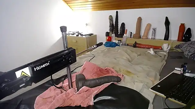 natjuk online show from 02-14-26, 02:39