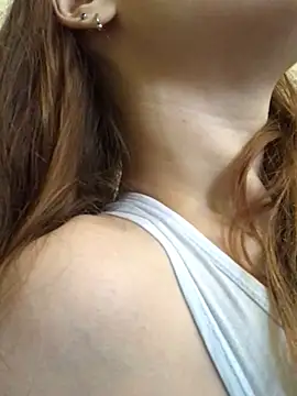 Snapshot of _Sweet_Love_ chatting on 06-26-26, 02:12 Sweet Love online show from 06-26-26, 02:12