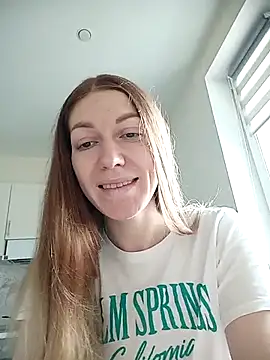 Snapshot of _Sweet_Love_ chatting on 09-29-25, 12:11 Sweet Love online show from 09-29-25, 12:11