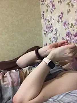 Snapshot of _Sweet_Love_ chatting on 04-20-26, 02:07 Sweet Love online show from 04-20-26, 02:07