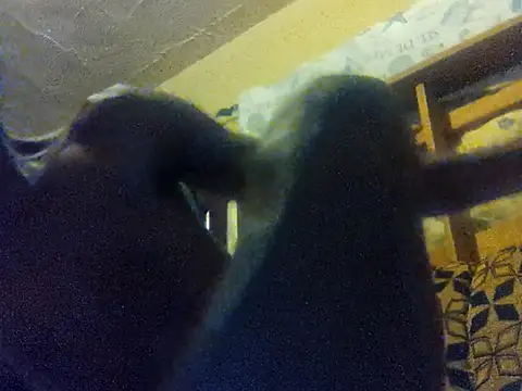 LookingLover34 online show from 12-04-25, 11:37