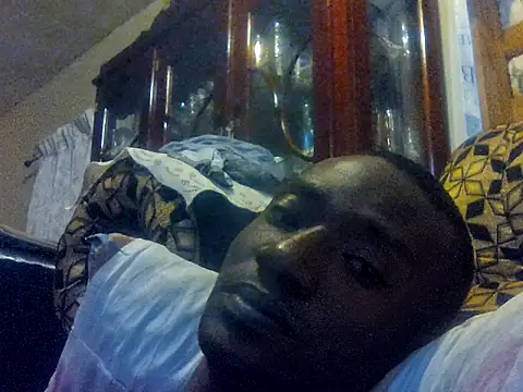 LookingLover34 online show from 12-15-25, 11:42