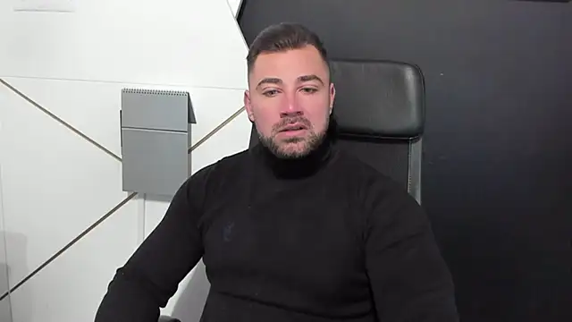 Snapshot of DuncanStone chatting on 02-19-25, 05:05 DuncanStone online show from 02-19-25, 05:05