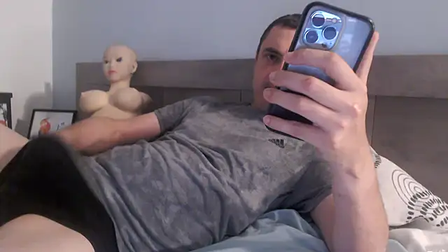 freddy0222222 online show from 09-09-25, 06:01