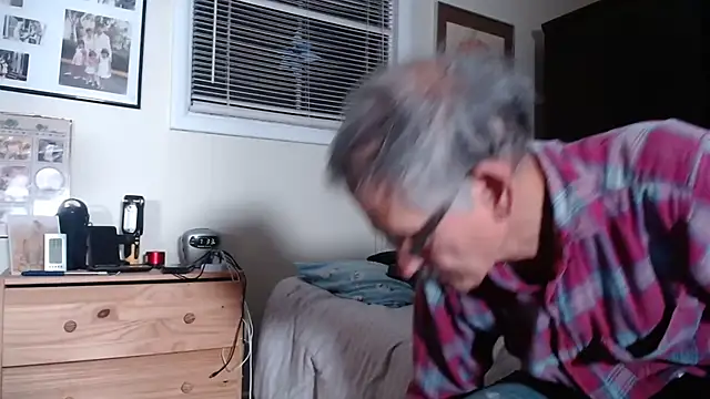 hottottrot691 online show from 12-21-25, 12:35