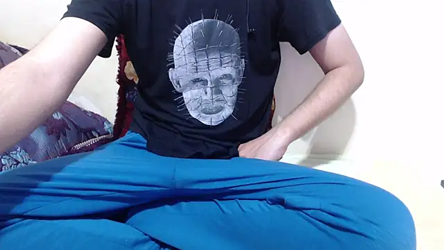 Alexdelarge323 online show from 06-17-26, 03:55