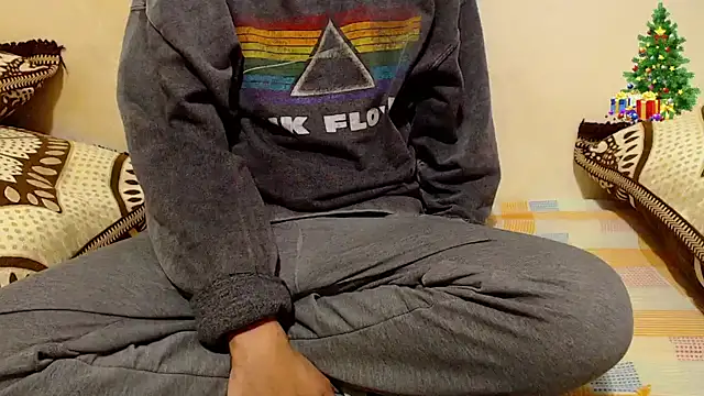 Alexdelarge323 online show from 12-19-25, 12:07