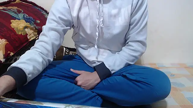 Alexdelarge323 online show from 02-24-26, 01:23