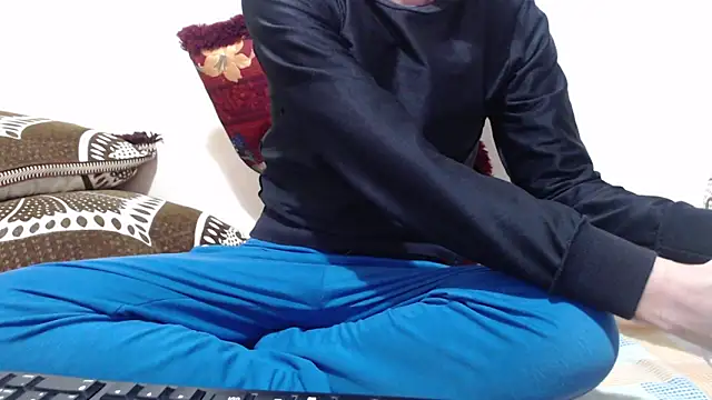 Alexdelarge323 online show from 03-17-26, 01:47