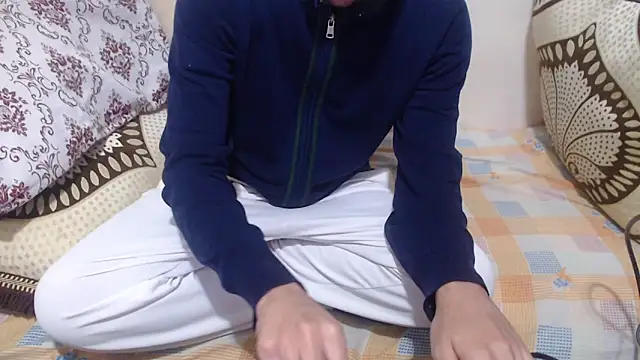 Alexdelarge323 online show from 12-22-25, 12:16