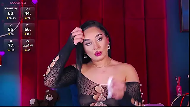 MadyLuxxx online show from 11-05-25, 08:23