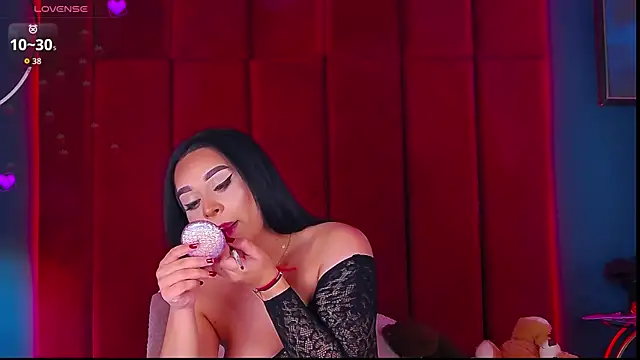 MadyLuxxx online show from 11-11-25, 07:41