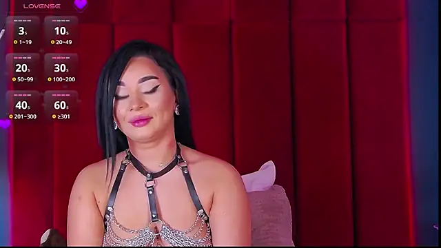 MadyLuxxx online show from 11-07-25, 08:13