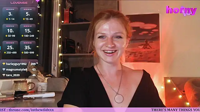 Snapshot of Cassie_Wild chatting on 05-18-26, 02:11 Cassie Wild online show from 05-18-26, 02:11