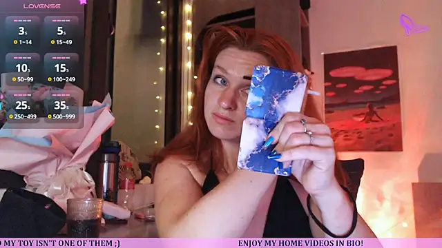Snapshot of Cassie_Wild chatting on 04-22-26, 12:56 Cassie Wild online show from 04-22-26, 12:56