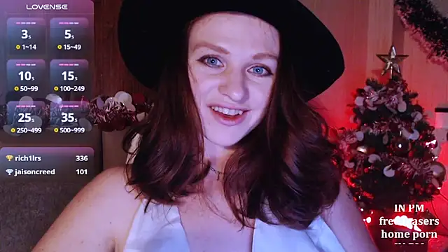 Snapshot of Cassie_Wild chatting on 12-11-24, 03:05 Cassie Wild online show from 12-11-24, 03:05