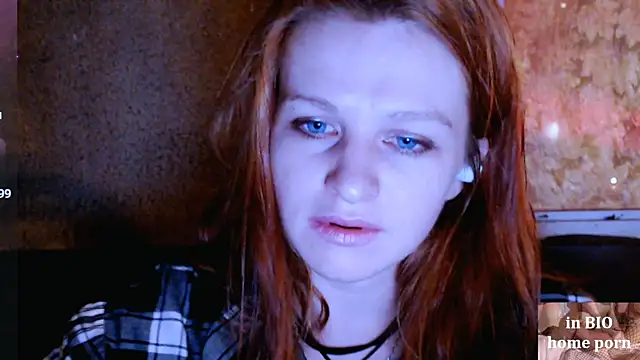 Snapshot of Cassie_Wild chatting on 10-20-25, 01:44 Cassie Wild online show from 10-20-25, 01:44