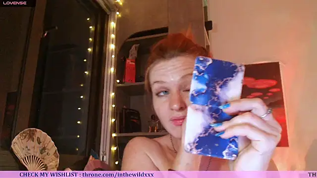 Snapshot of Cassie_Wild chatting on 05-10-26, 12:42 Cassie Wild online show from 05-10-26, 12:42
