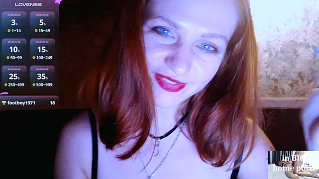 Snapshot of Cassie_Wild chatting on 09-25-25, 02:12 Cassie Wild online show from 09-25-25, 02:12