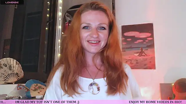 Snapshot of Cassie_Wild chatting on 05-31-26, 01:06 Cassie Wild online show from 05-31-26, 01:06