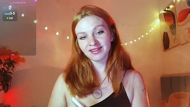 Snapshot of Cassie_Wild chatting on 03-13-26, 12:43 Cassie Wild online show from 03-13-26, 12:43