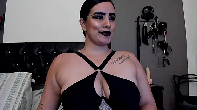 MariaGaitan online show from 10-13-25, 07:04