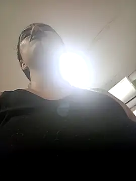 MariaGaitan online show from 10-29-25, 07:13