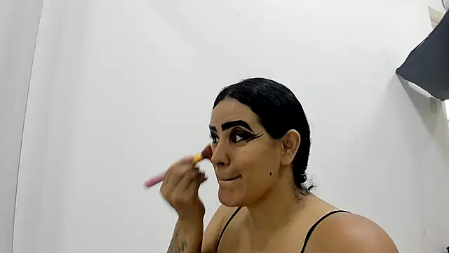 MariaGaitan online show from 12-22-25, 07:03