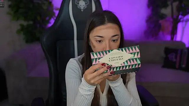 Jasmine Flow online show from 11-15-25, 08:07