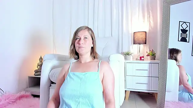 Snapshot of allison_01stone chatting on 02-01-25, 06:40 allison 01stone online show from 02-01-25, 06:40