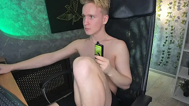 AlexxSweet online show from 01-18-25, 03:59