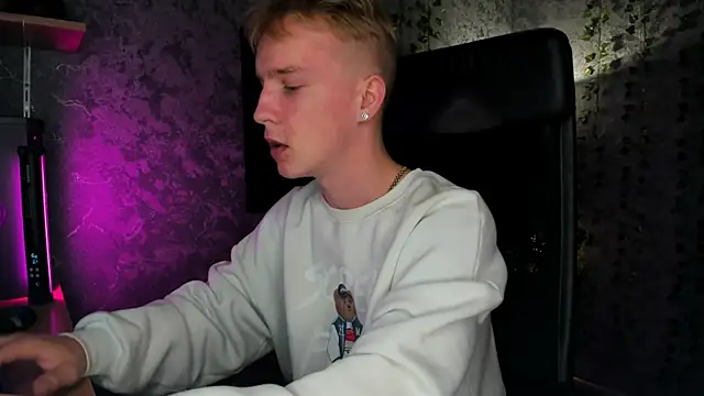 AlexxSweet online show from 09-14-25, 06:47