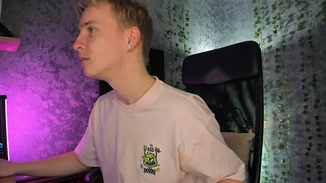 AlexxSweet online show from 11-30-25, 06:58