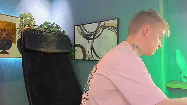 AlexxSweet online show from 11-16-25, 06:51