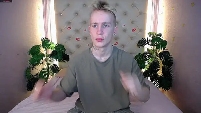 AlexxSweet online show from 03-10-25, 10:50