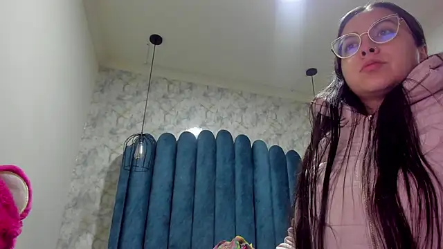 nalalye cruzz  online show from 10-10-25, 03:07