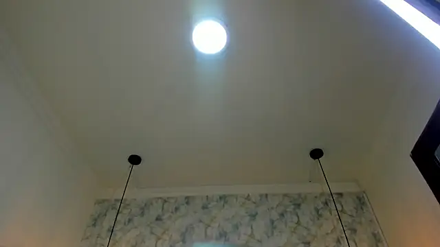 nalalye cruzz  online show from 06-07-26, 01:44