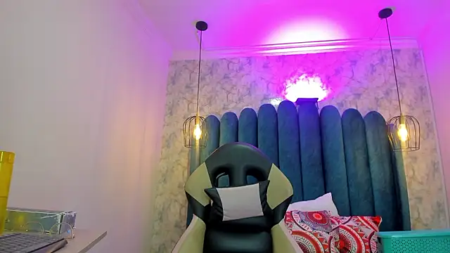 nalalye cruzz  online show from 03-05-26, 03:14