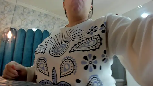 nalalye cruzz  online show from 10-09-25, 02:12