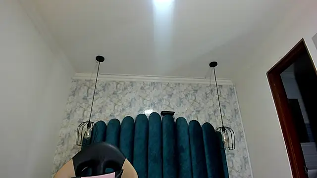 nalalye cruzz  online show from 02-07-26, 02:41