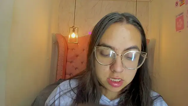 nalalye cruzz  online show from 10-01-25, 02:49