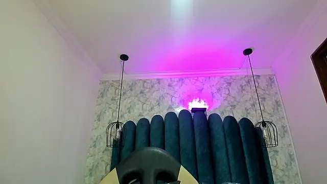 nalalye cruzz  online show from 02-19-26, 02:30