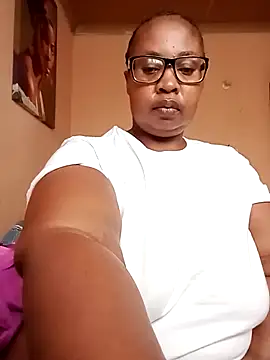 ZOQULUx online show from 03-12-26, 09:24