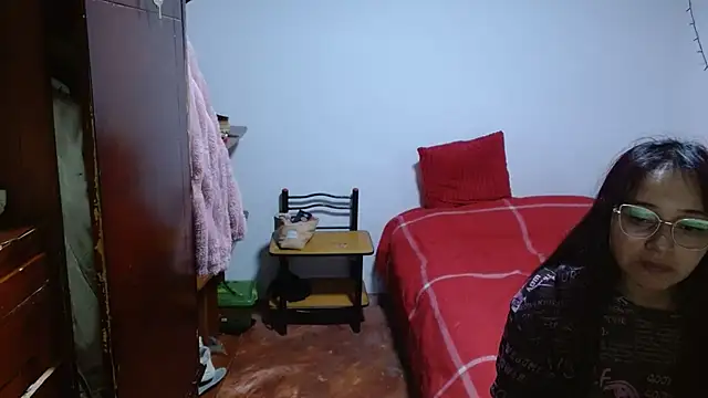 clarisse69 online show from 03-06-26, 05:13